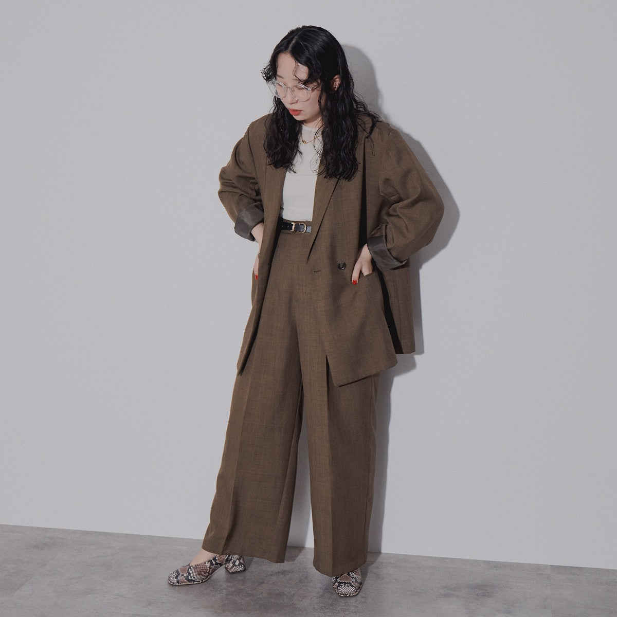 【SALE】Vカットチャンキーヒールパンプス/544311