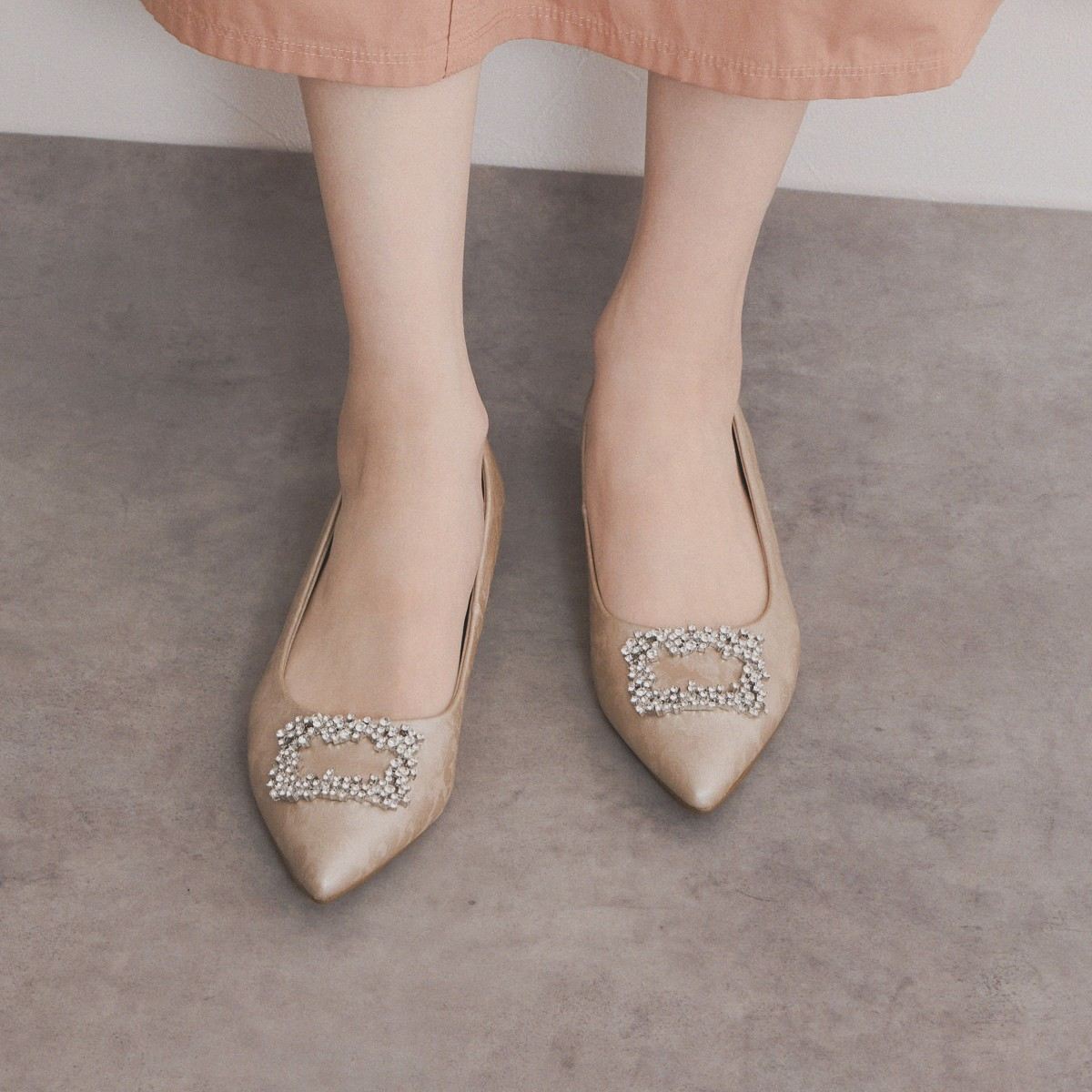 【SALE】スクエアビジューモチーフパンプス/554102