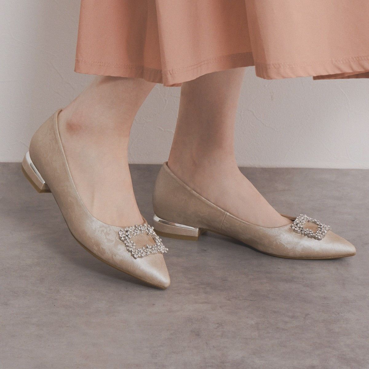 【SALE】スクエアビジューモチーフパンプス/554102