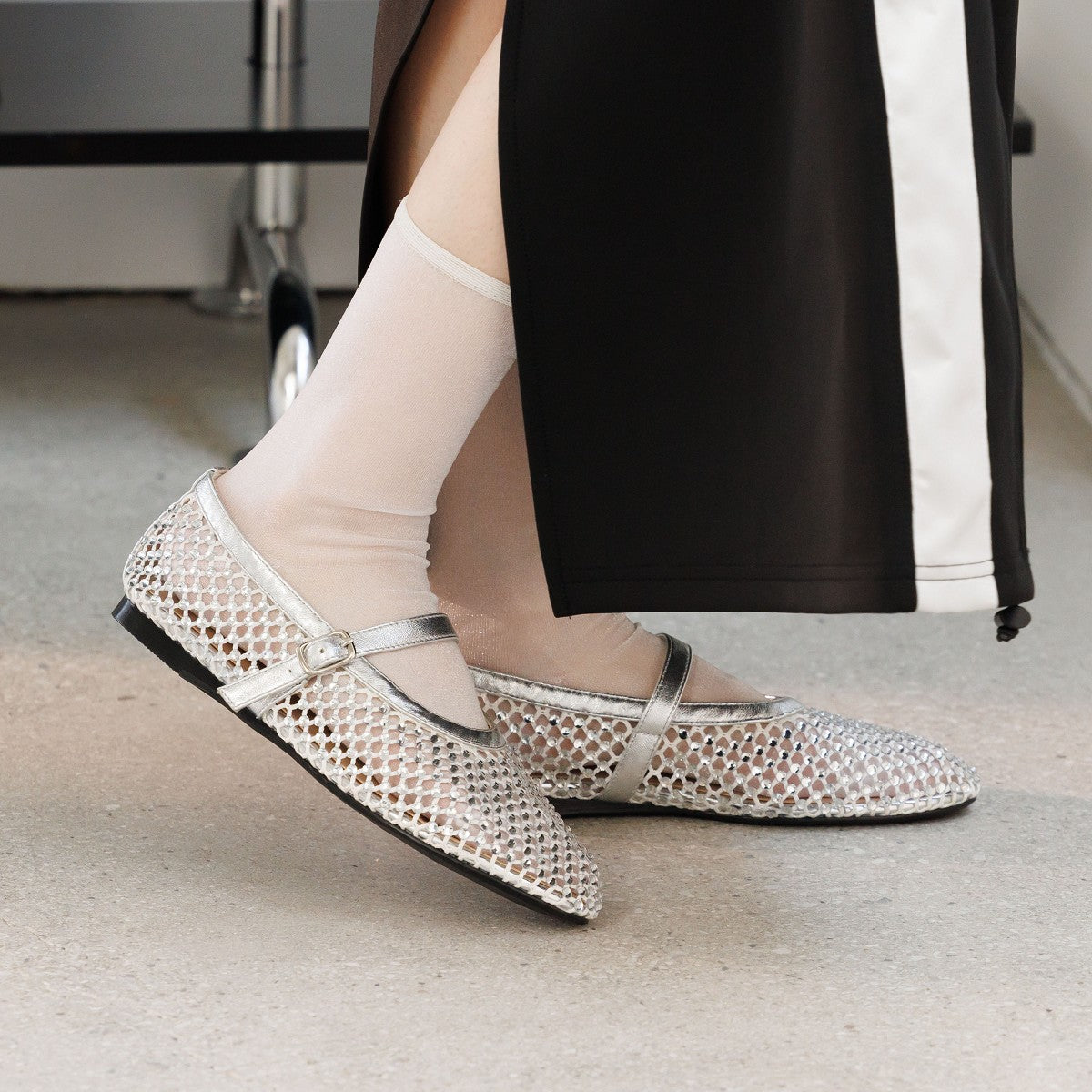 フェンディ コリブリ メッシュ ズッカ ラインストーン ビジュー パンプス フェンディ コリブリ メッシュ ズッカ ラインストーン ビジュー