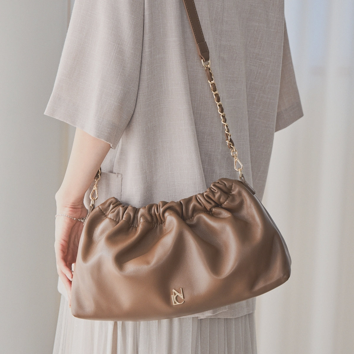 【SALE】ギャザーショルダーバッグ/554181