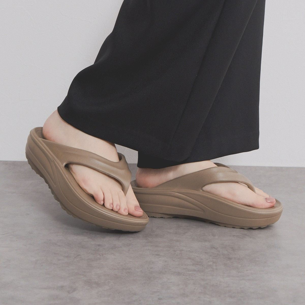 【SALE】リカバリートングサンダル/554209