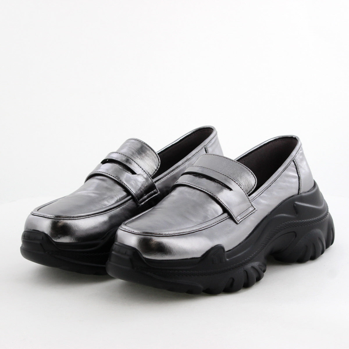 【25AW】ボリュームソールローファー/554310