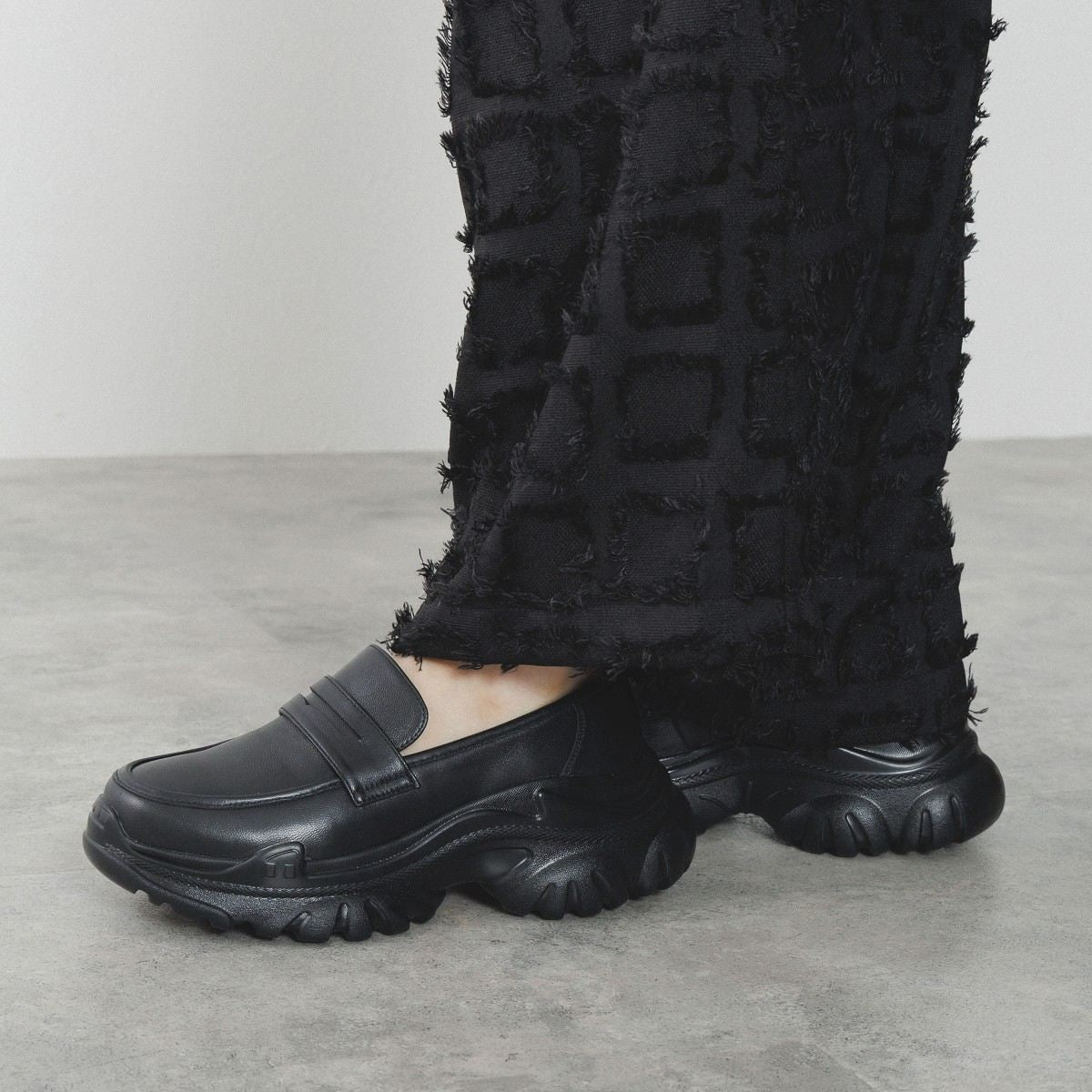 【25AW】ボリュームソールローファー/554310