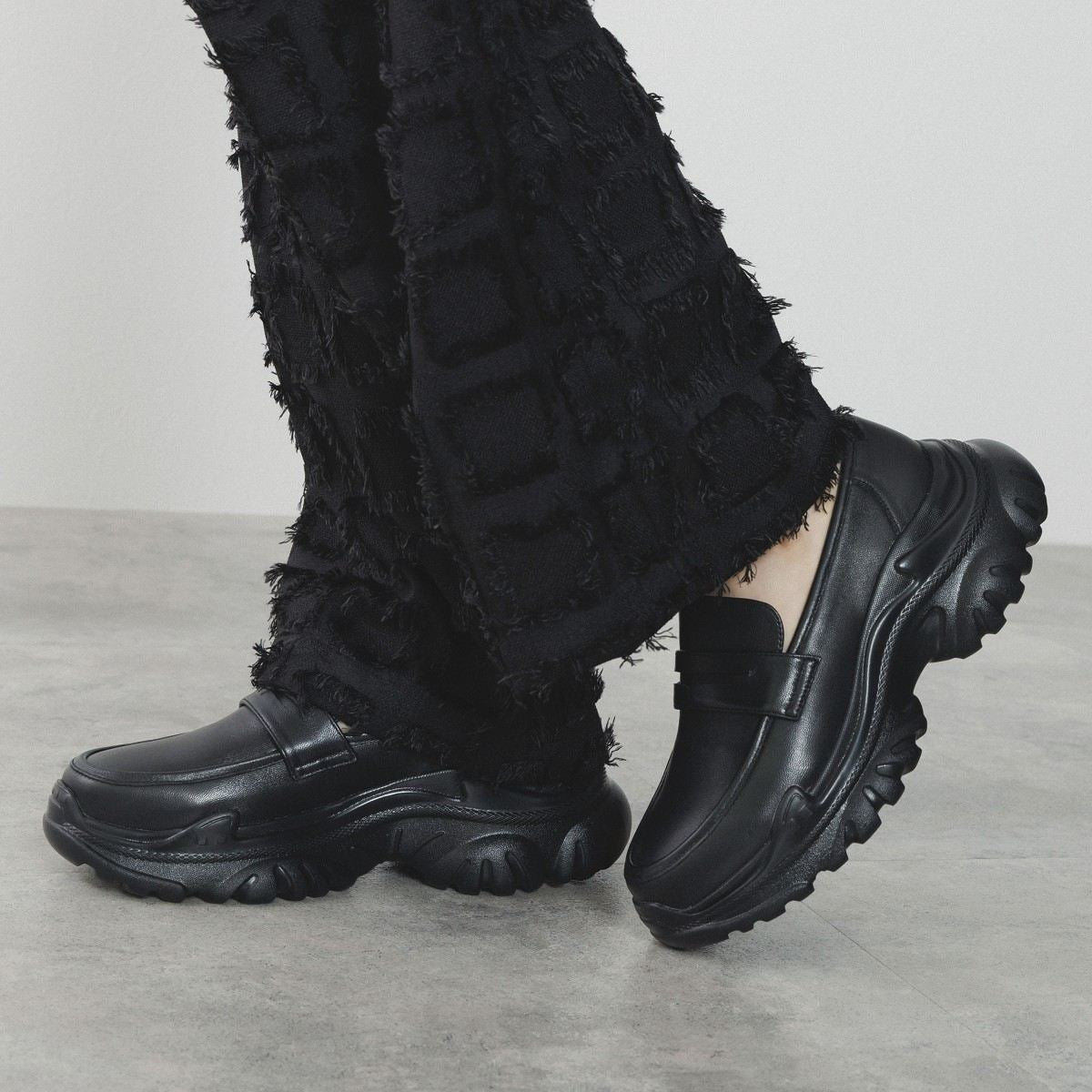 【25AW】ボリュームソールローファー/554310