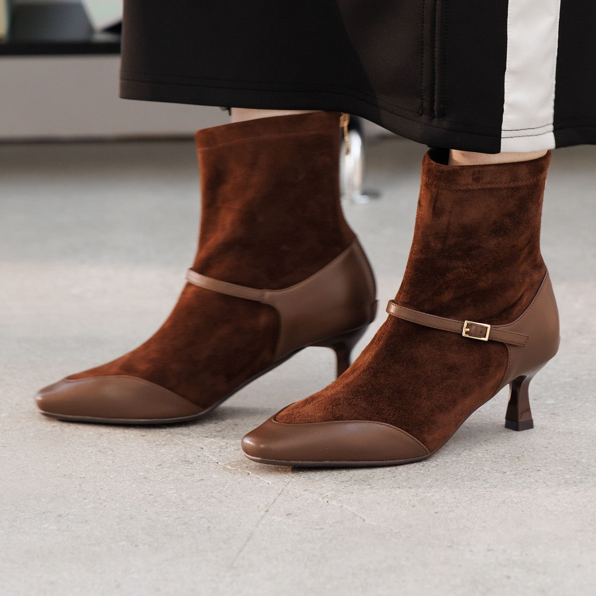 【25AW】ベルトデザインブーツ/554409