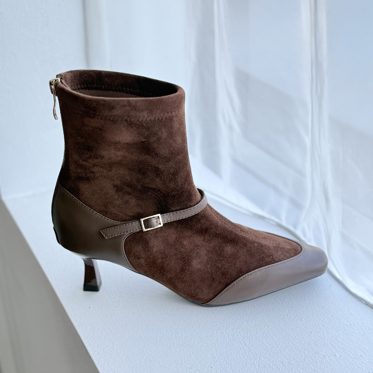 【25AW】ベルトデザインブーツ/554409