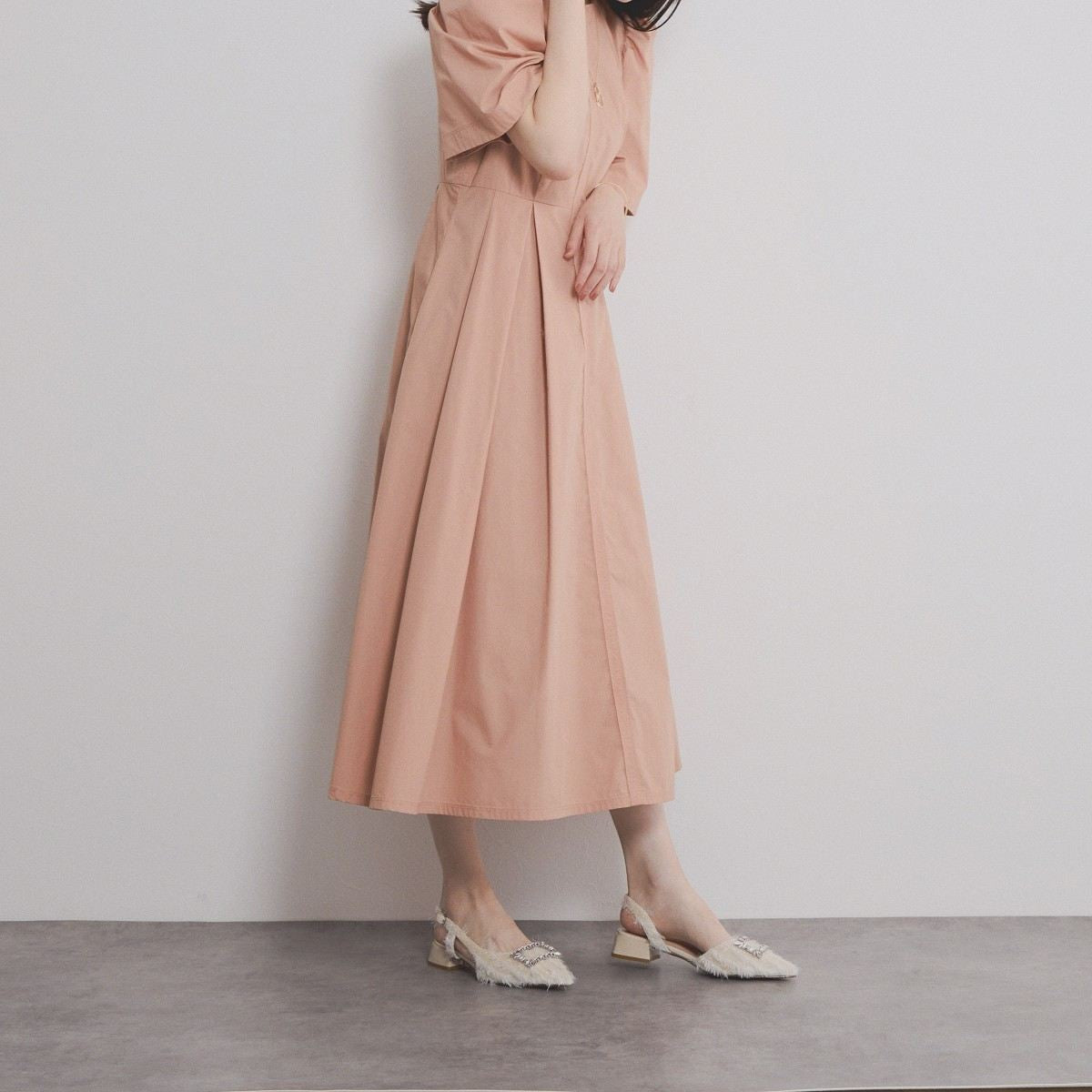 【SALE】ビジュー付きバックストラップパンプス/554502