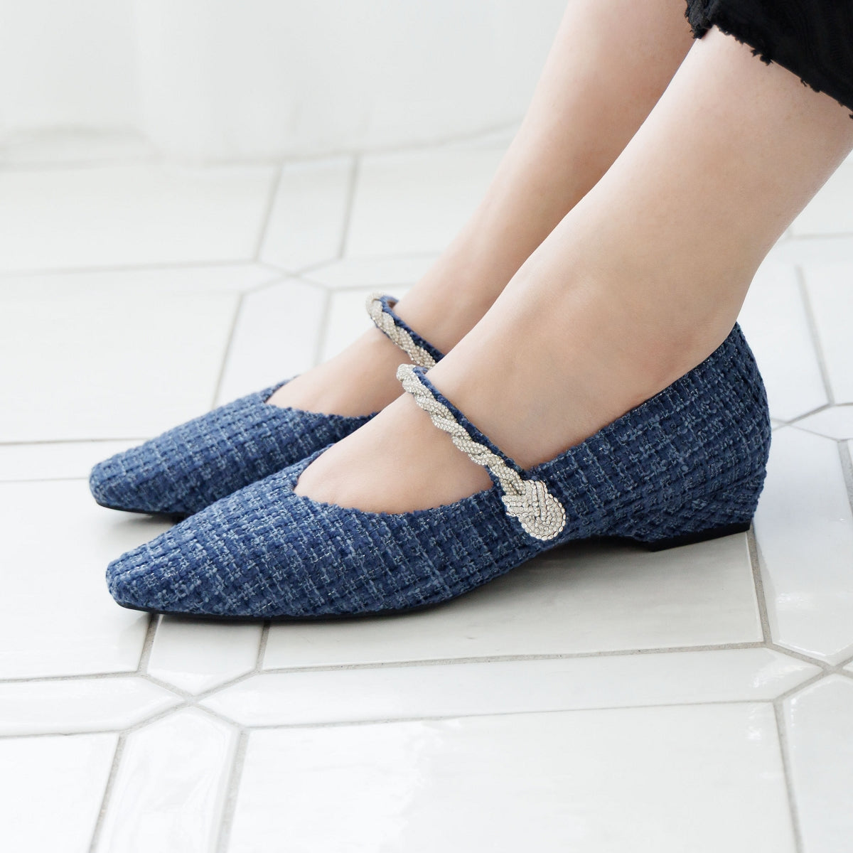 【26SS】ビジューストラップツィードパンプス/564106