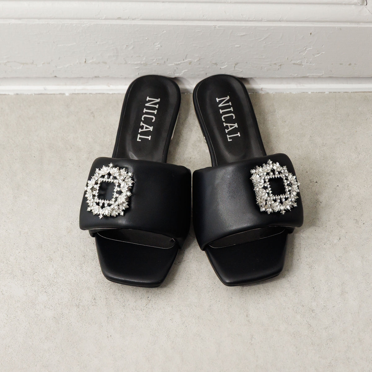 《予約/5月下旬入荷予定》ビジューパデットミュール/564203