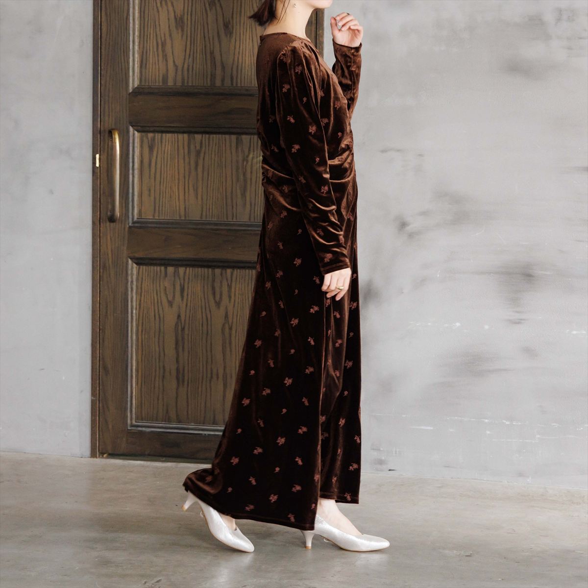 【26AW】ビジューストラップ 3WAYパンプス/564301