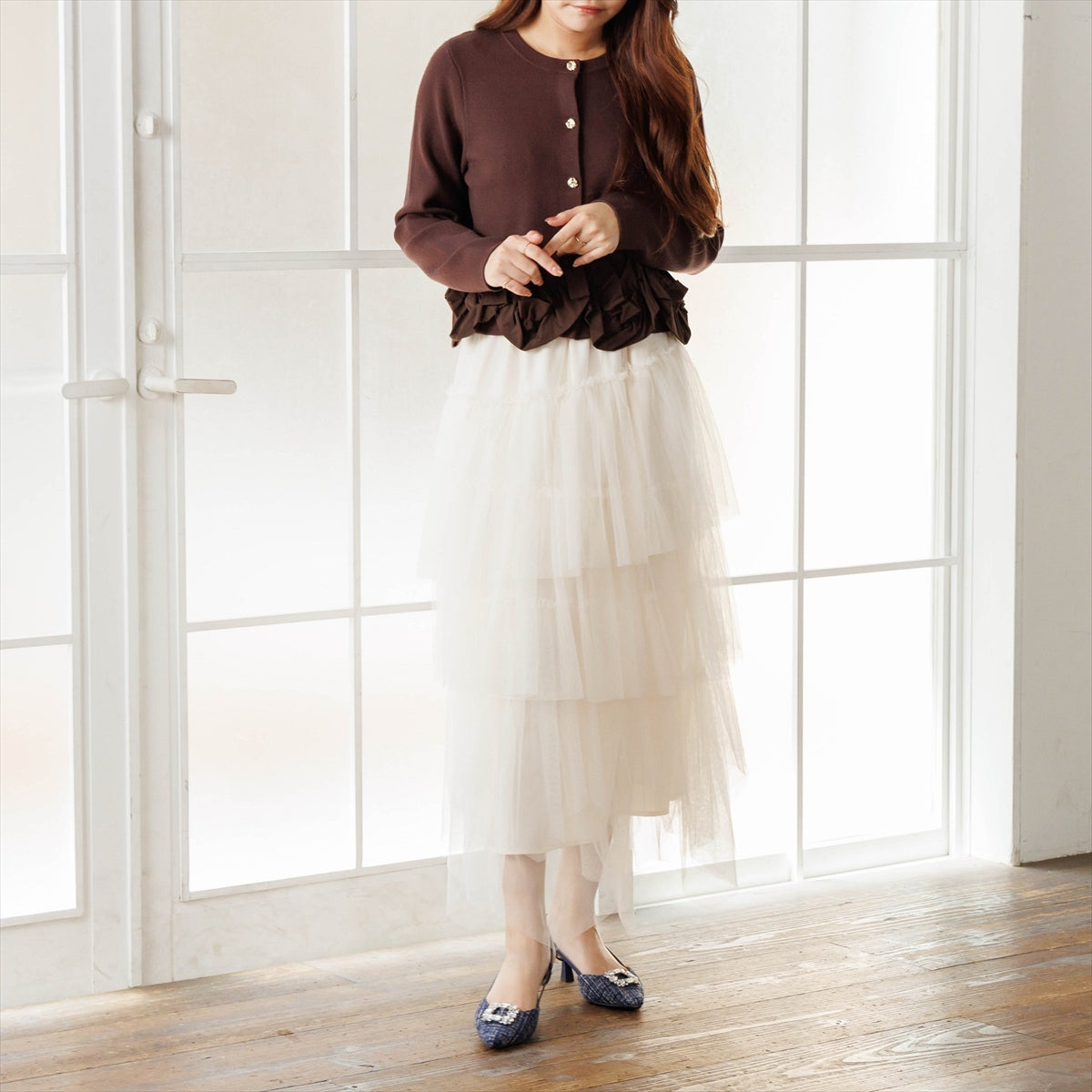 《予約/9月中旬入荷予定》【26AW】ビジューバックルバックストラップ/564306