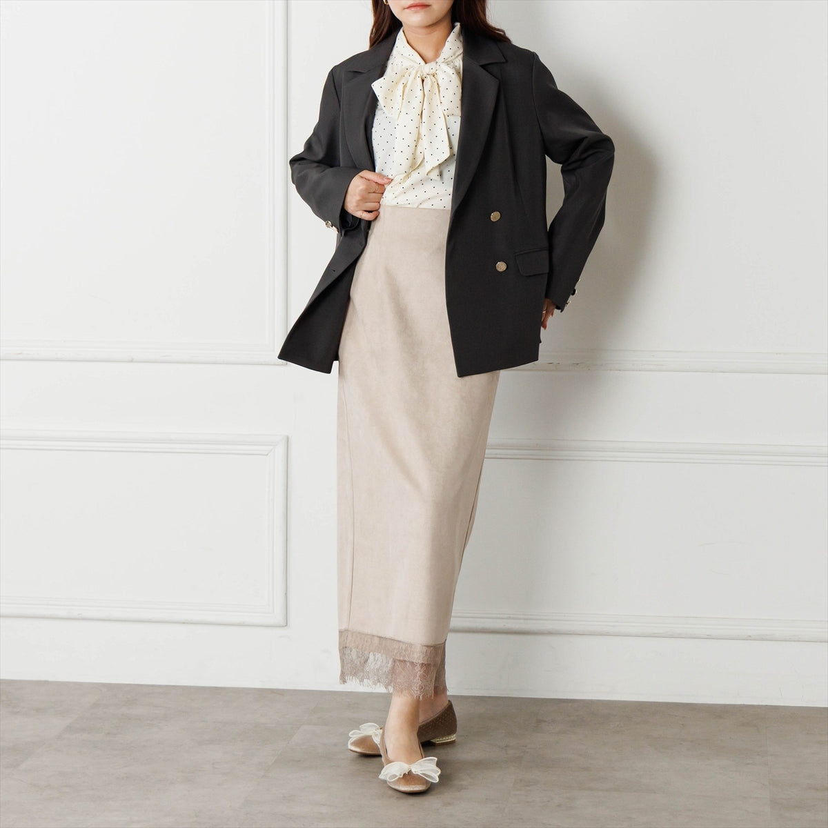 《予約/9月下旬入荷予定》【26AW】チュールリボンフラットパンプス/564308
