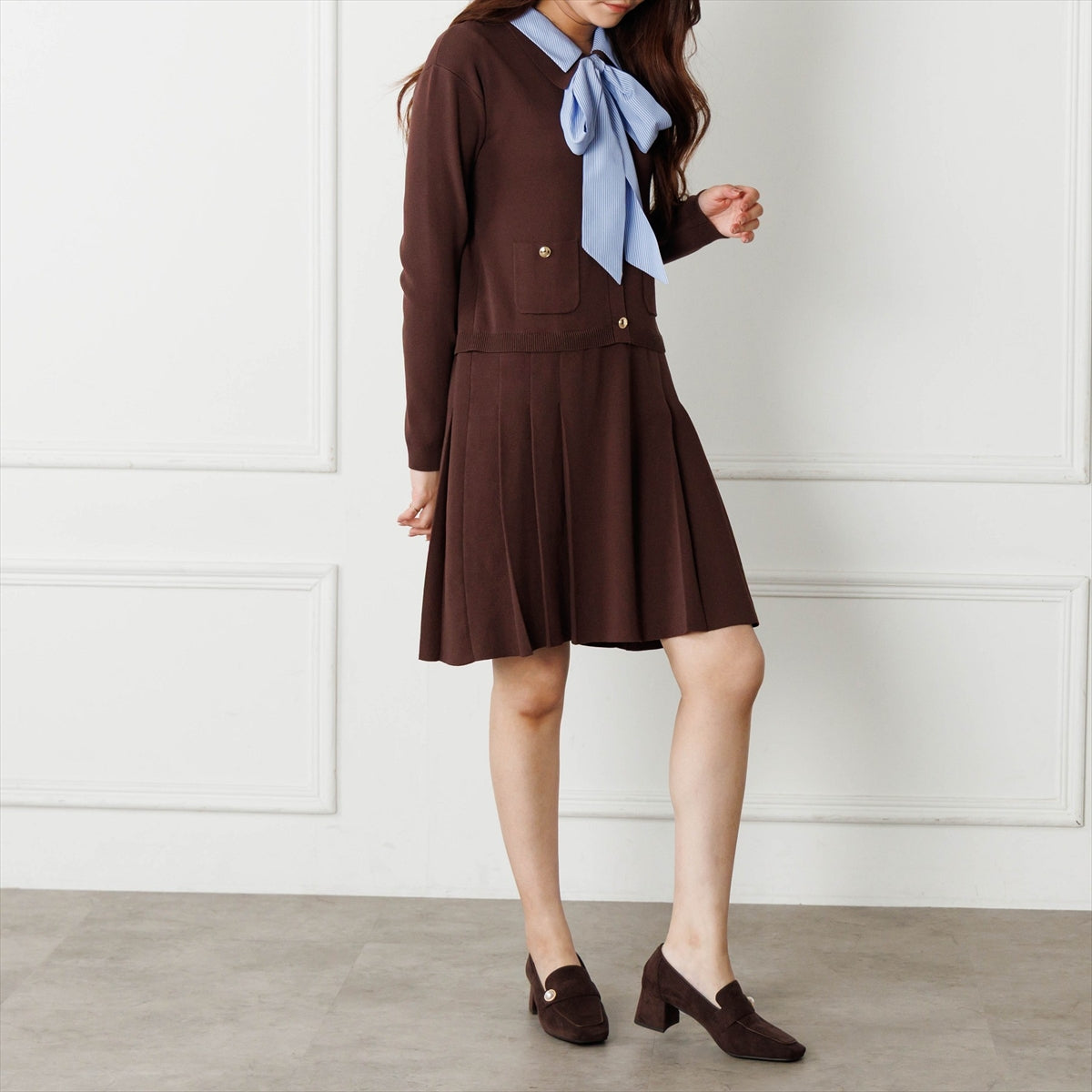 《予約/10月上旬入荷予定》【26AW】パールモチーフヒールローファー/564310