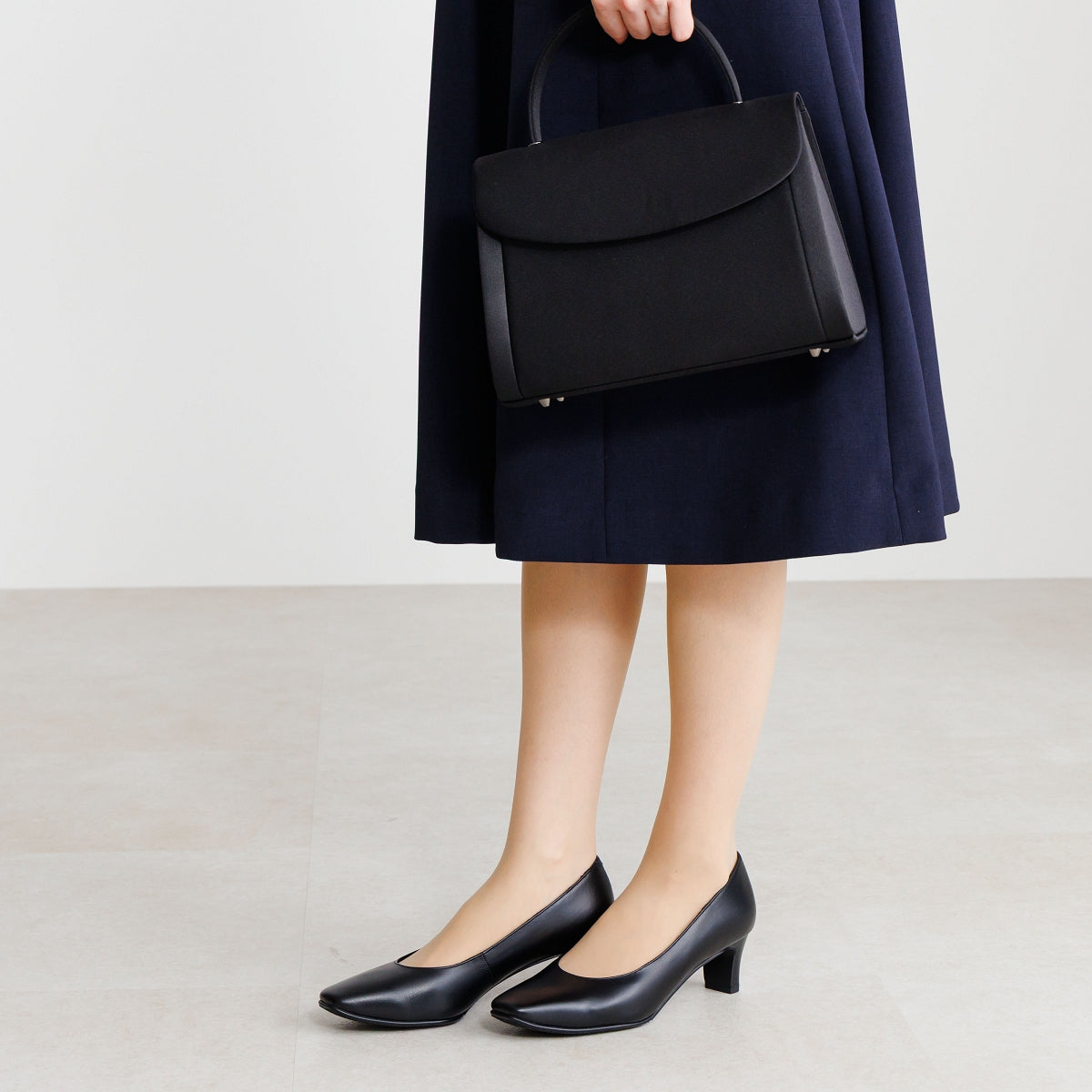 5㎝ヒールブラックパンプス/600003