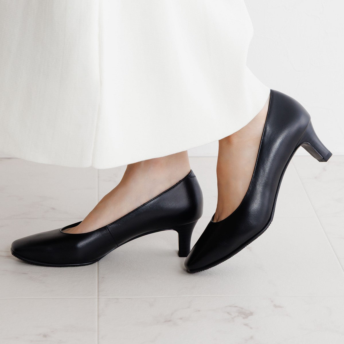 5㎝ヒールブラックパンプス/600003