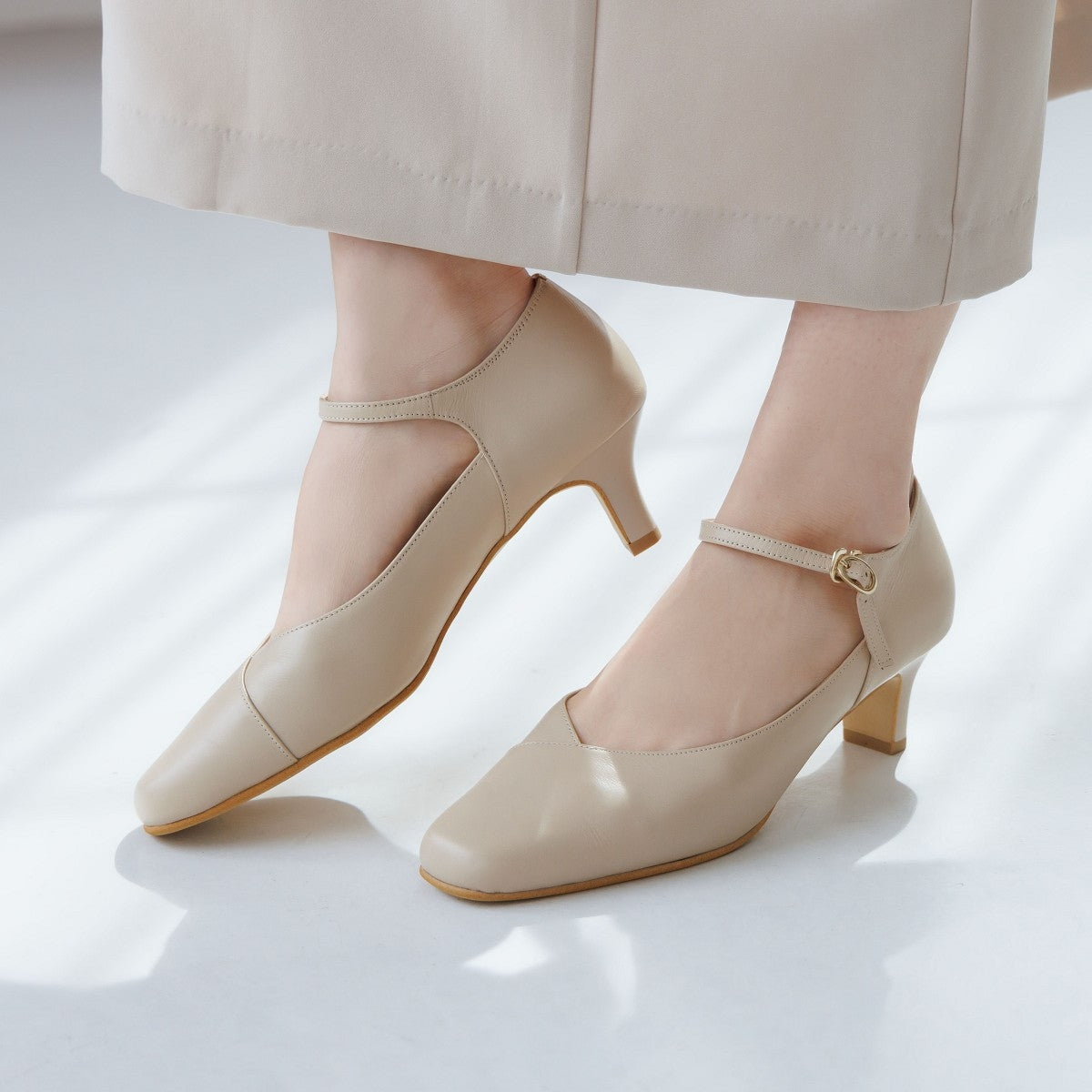 【26SS/快適ウォークパンプス】5cmヒールストラップパンプス/605007