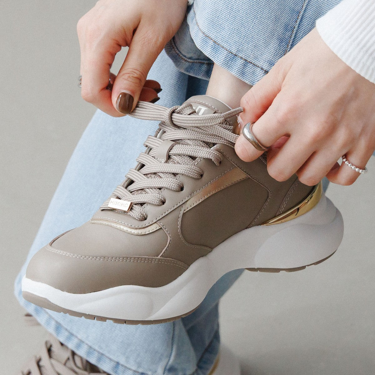 ボリュームソールスニーカー/607006