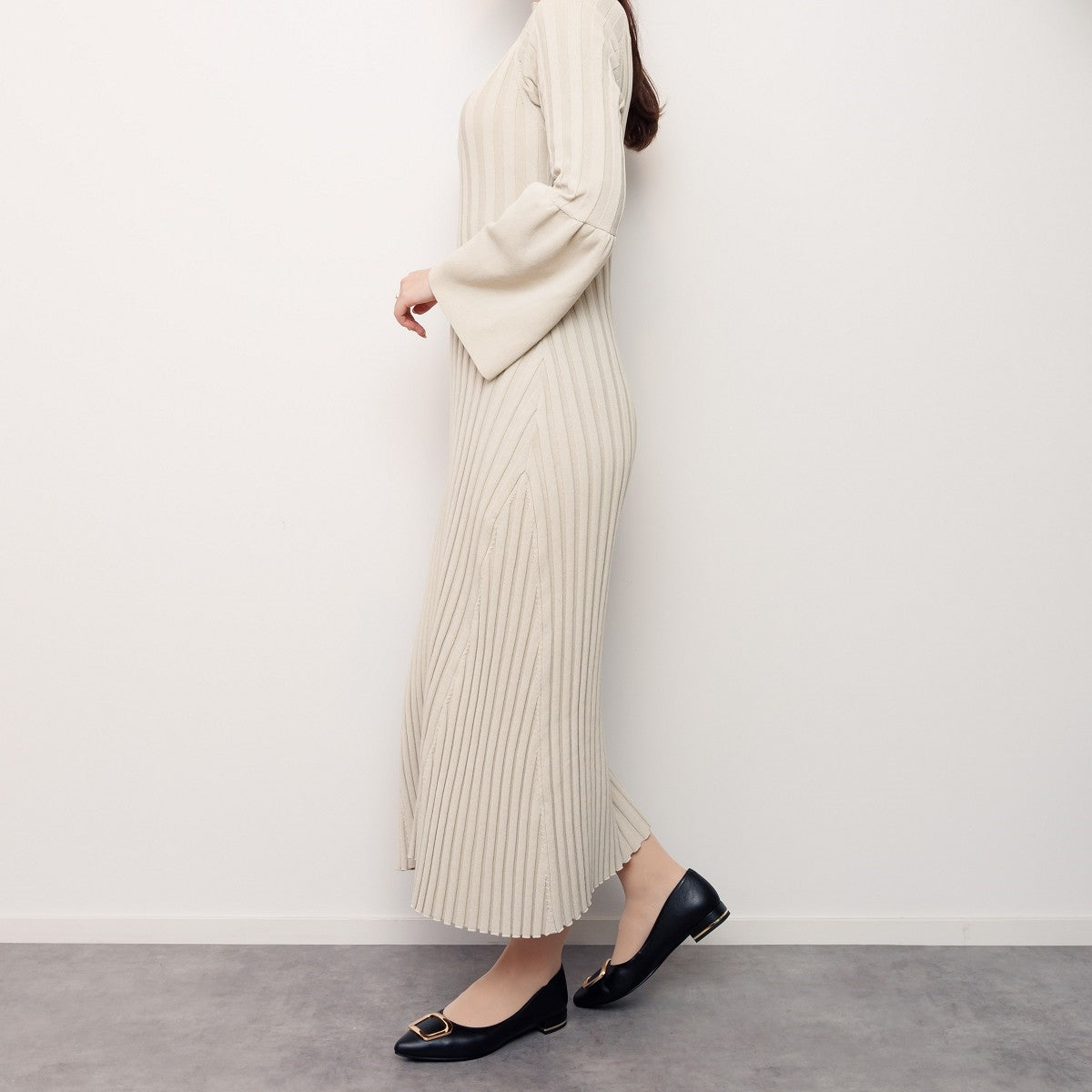 【SALE】【WEB限定デザイン】バックルデザインローヒールパンプス/631151