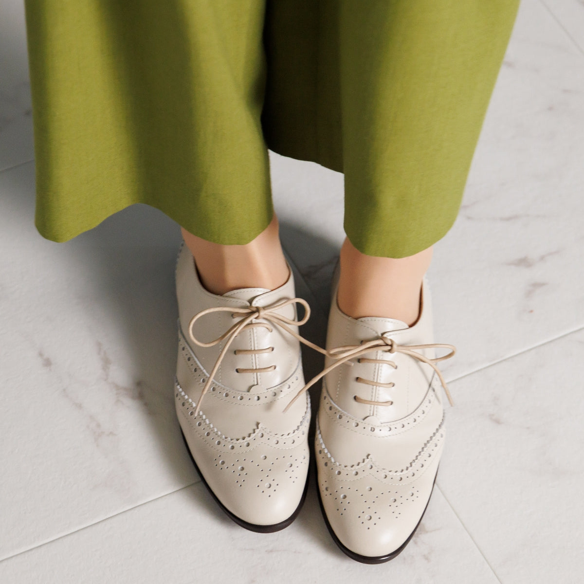 【WEB限定デザイン】メダリオンレースアップシューズ/631153