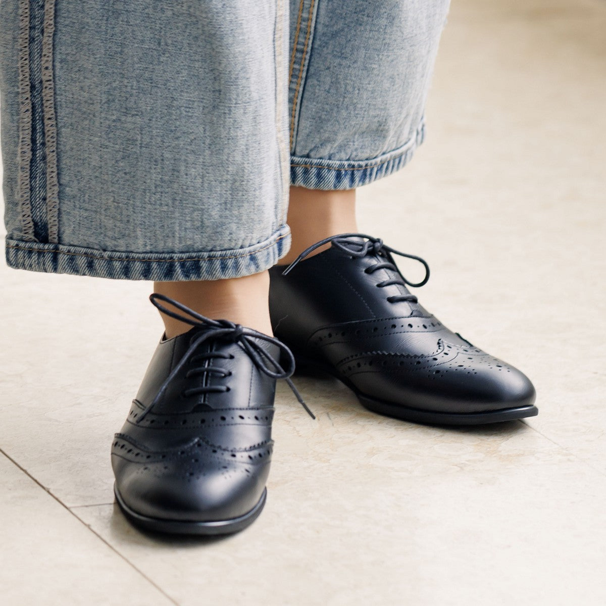 【SALE】【WEB限定デザイン】メダリオンレースアップシューズ/631153