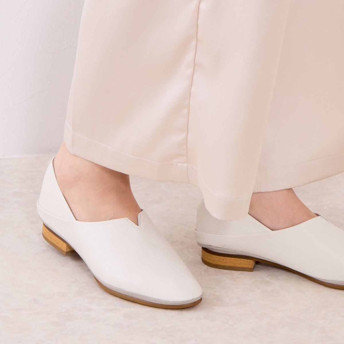 【25AW新色】【快適ウォークパンプス】ソフトフラットシューズ/635305