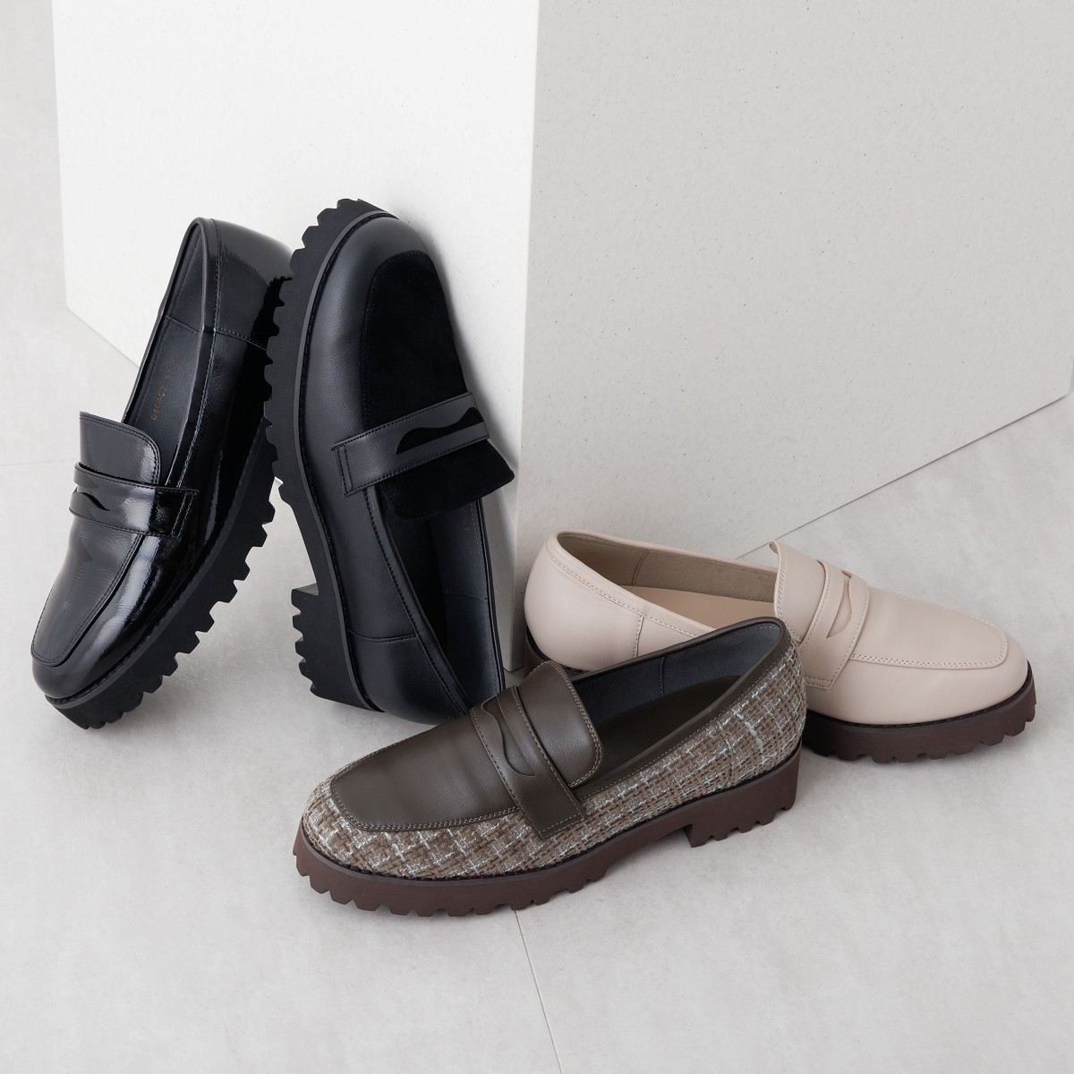 【WEB限定デザイン】トラックソールコインローファー/640007