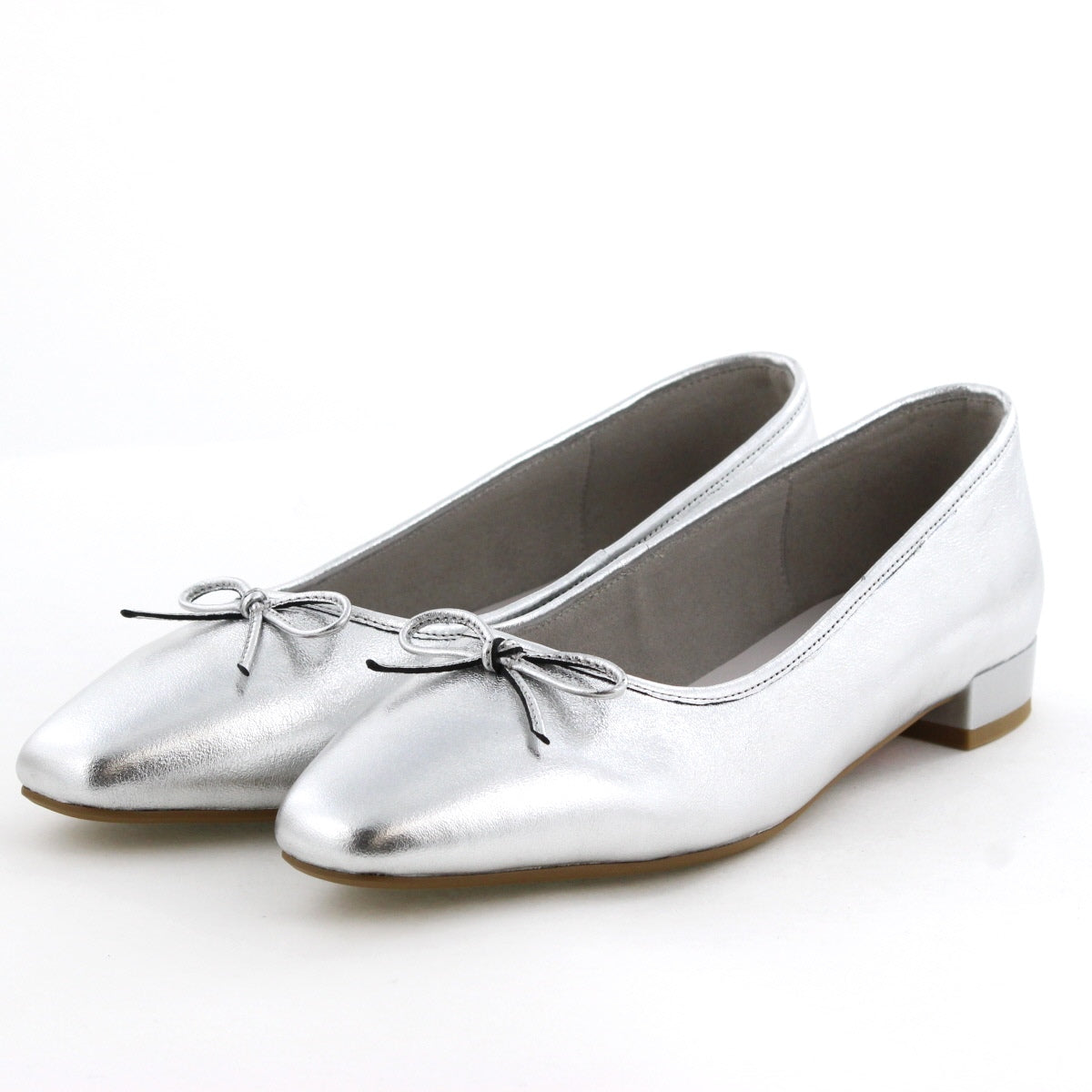 【WEB限定デザイン/25AW新色追加】スクエアトゥバレエシューズ/640008