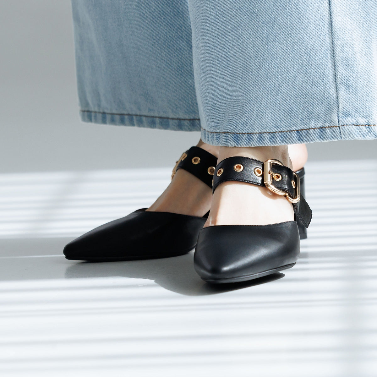 【26SS/WEB限定デザイン】メタルアクセントミュールパンプス/640012
