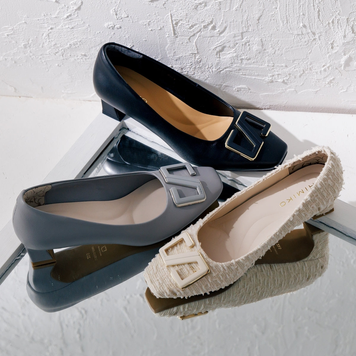 【SALE】オリジナルバックルヒールパンプス/641117