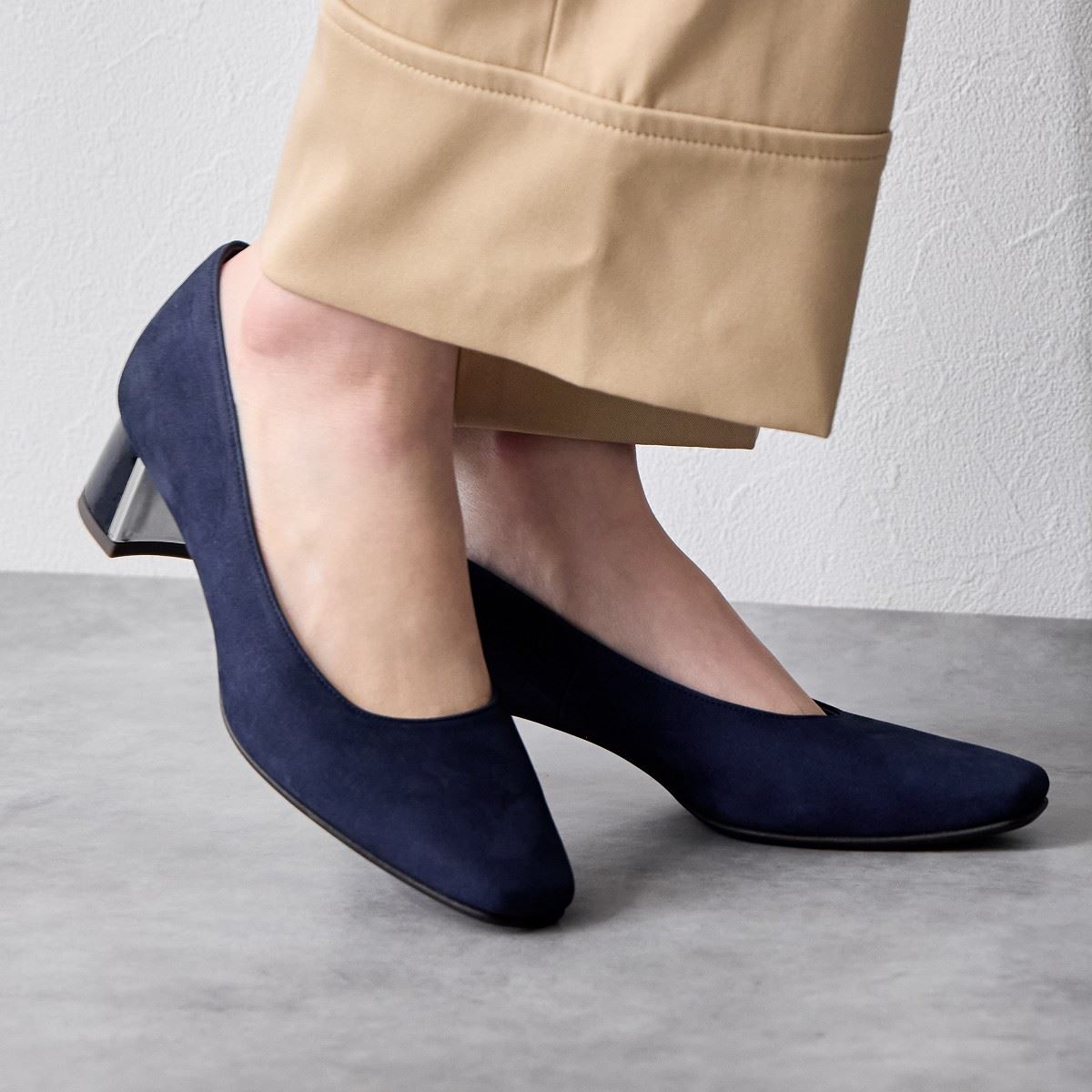 【SALE】スクエアトゥメタルプレートヒールパンプス/641312