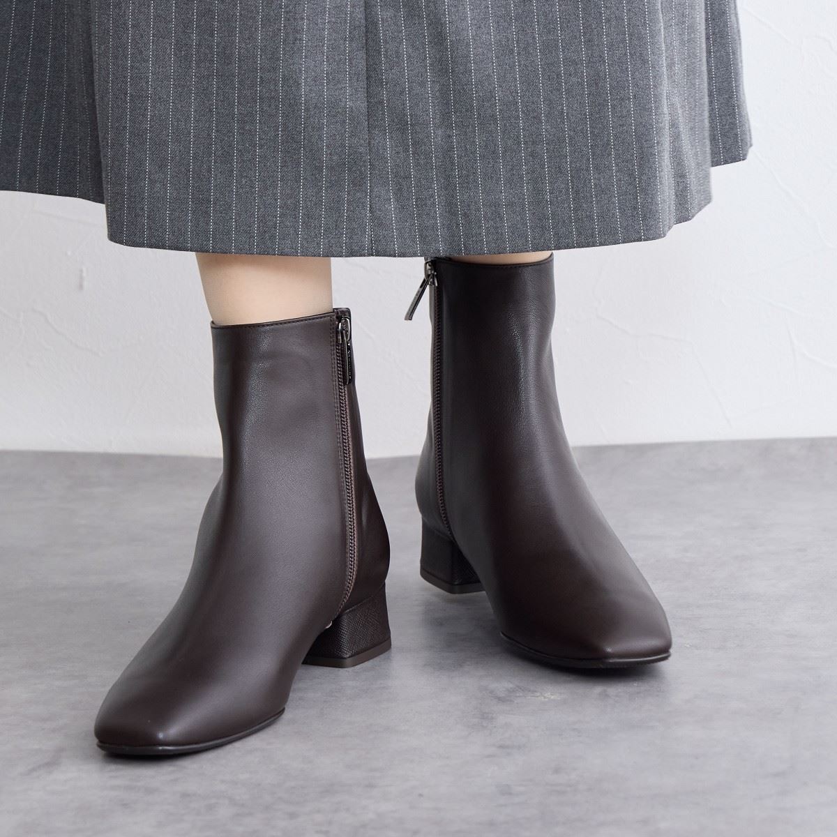 【SALE】サイドVカットショートブーツ/641412
