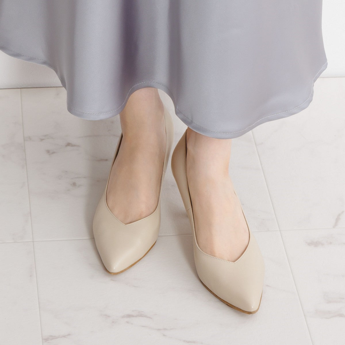 ポインテッドトゥパンプス/643102