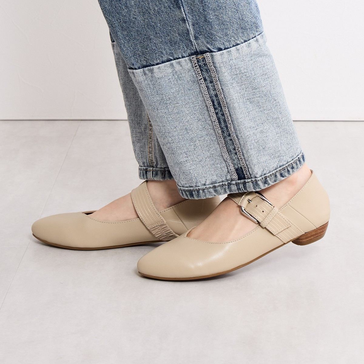 【26SS新色追加】2WAYベルトデザインバブーシュ/643311