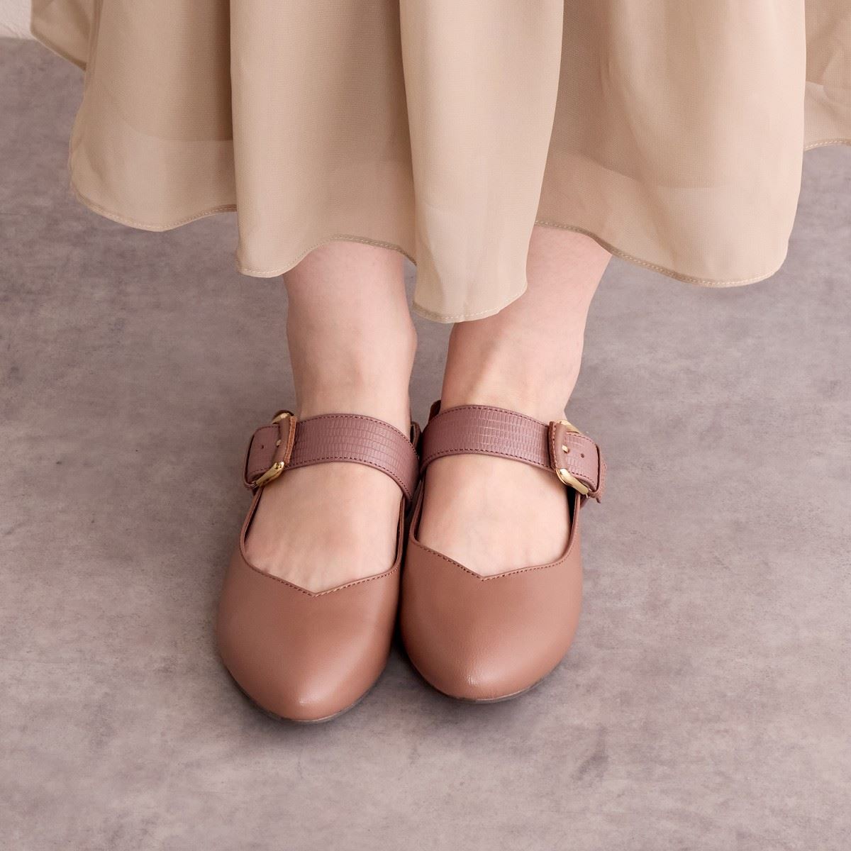 【26SS新色追加】2WAYベルトデザインバブーシュ/643311