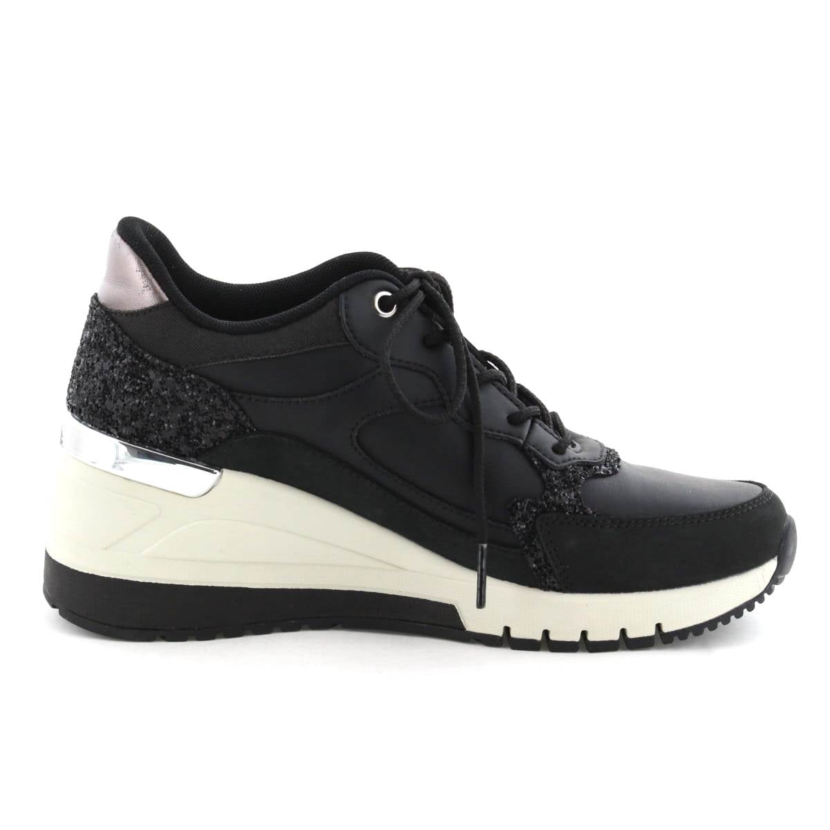 【SALE】美脚ヒールアップスニーカー/647101