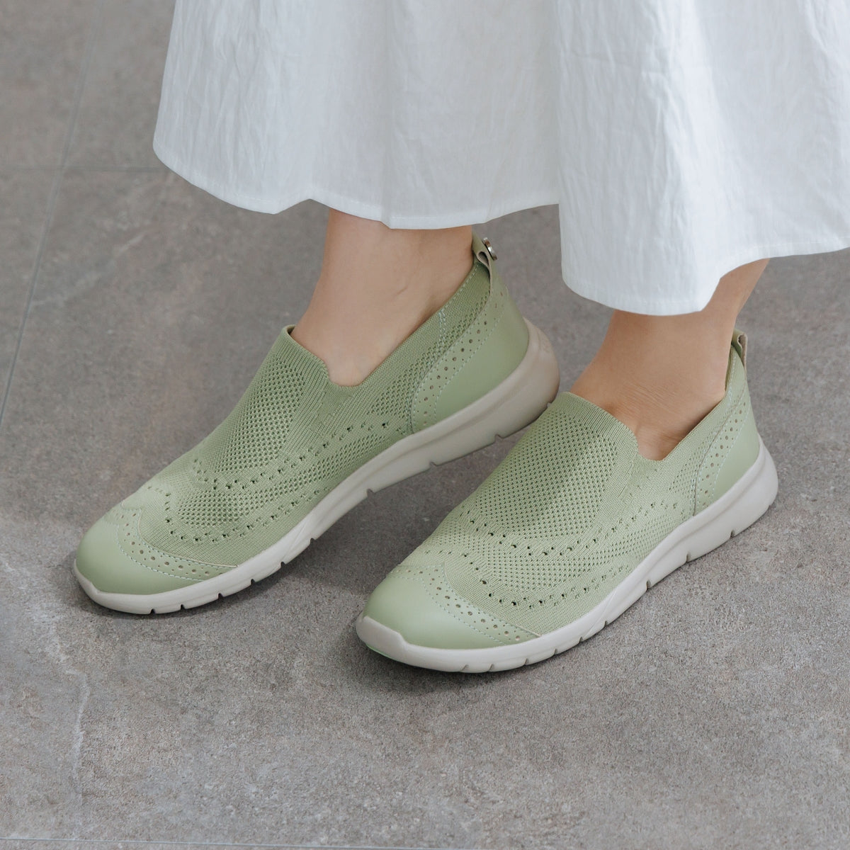 【26SS新色追加】メッシュニットスリッポン/647304