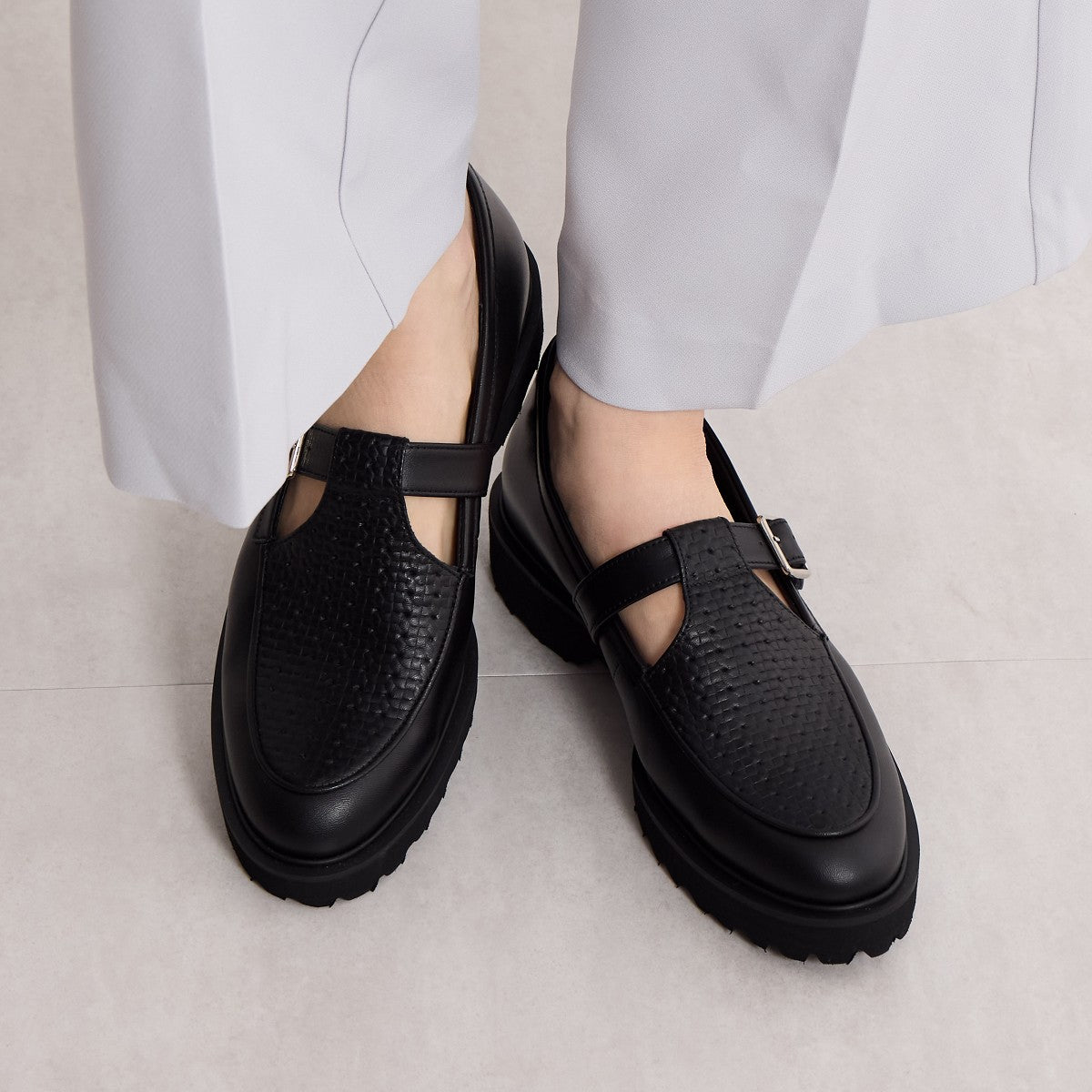 【SALE】Tストラップローファー/651107