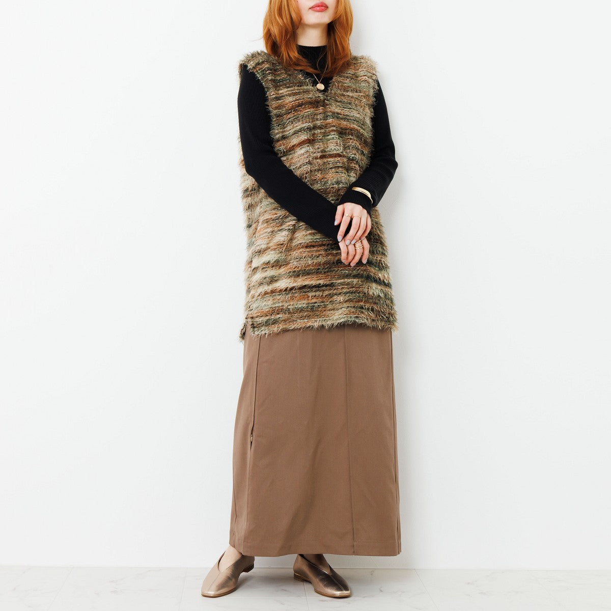 【SALE】メタルラインVカットパンプス/651113