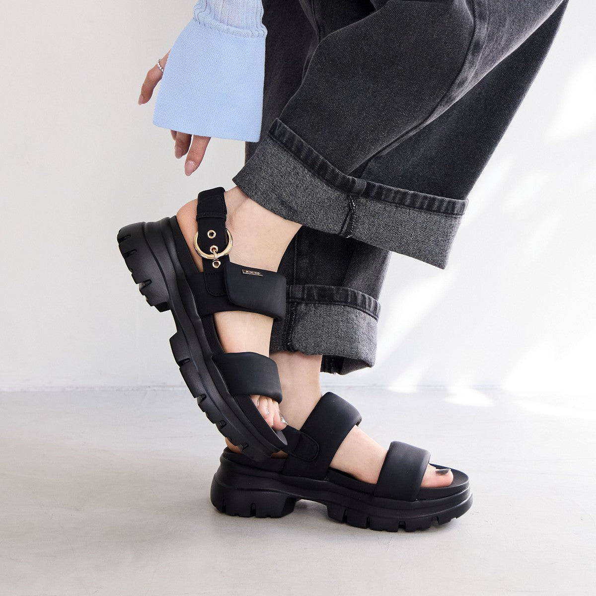 SALE】厚底パデットサンダル/651201