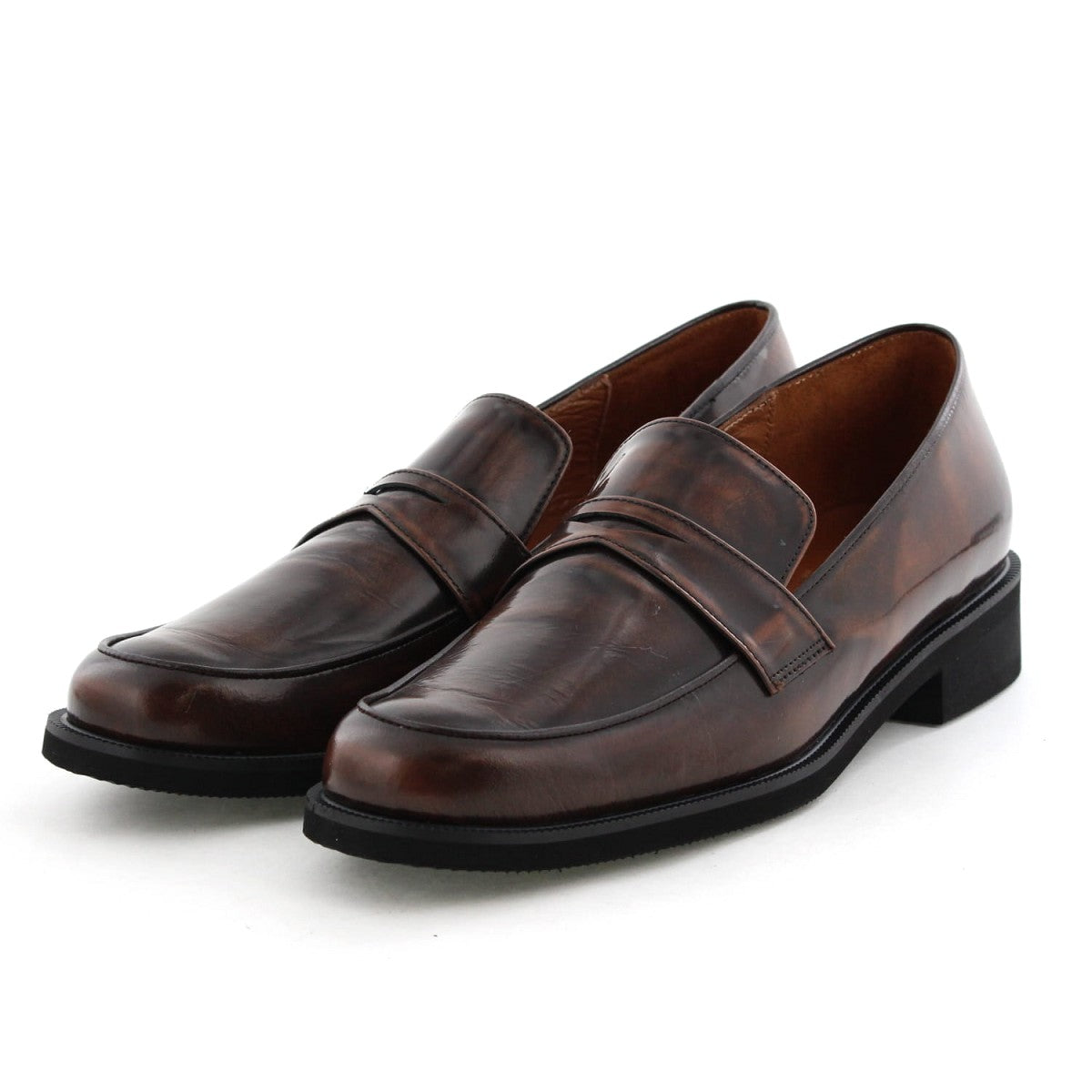 【25AW】アドバンレザーローファー/651309