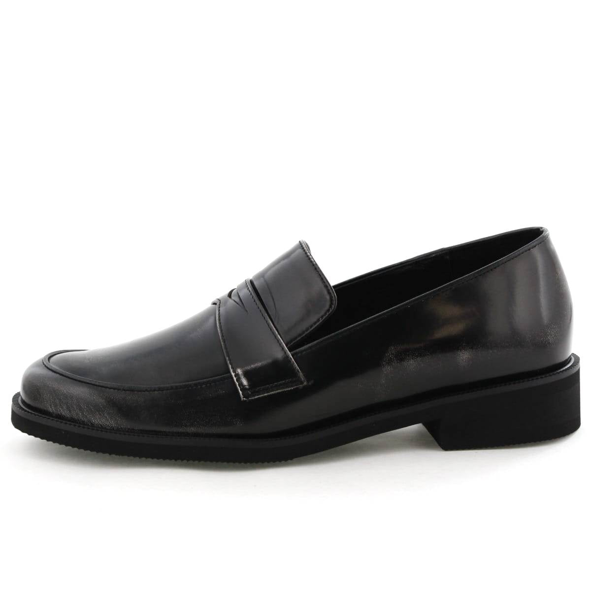 【25AW】アドバンレザーローファー/651309