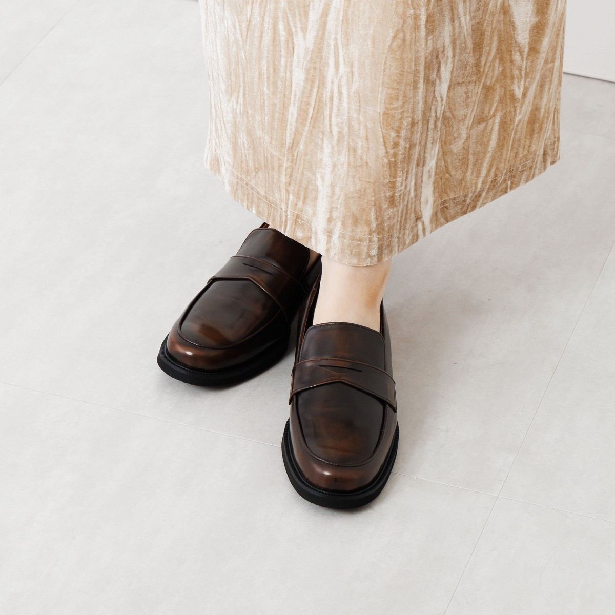 【25AW】アドバンレザーローファー/651309