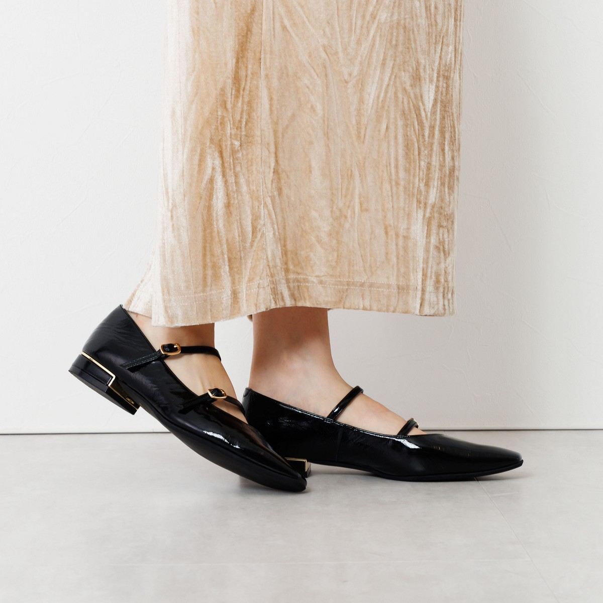 【25AW】ダブルベルトローヒールメリージェーンパンプス/651313