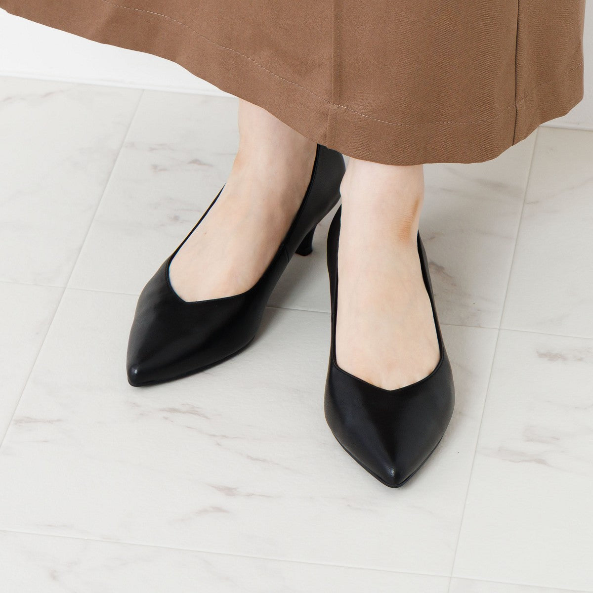 【25AW】ポインテッドトゥパンプス/651318