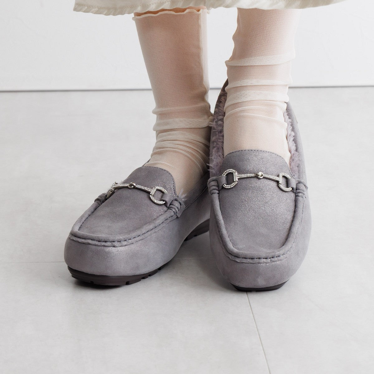 【25AW】ビジュービットふわふわモカシン/651320
