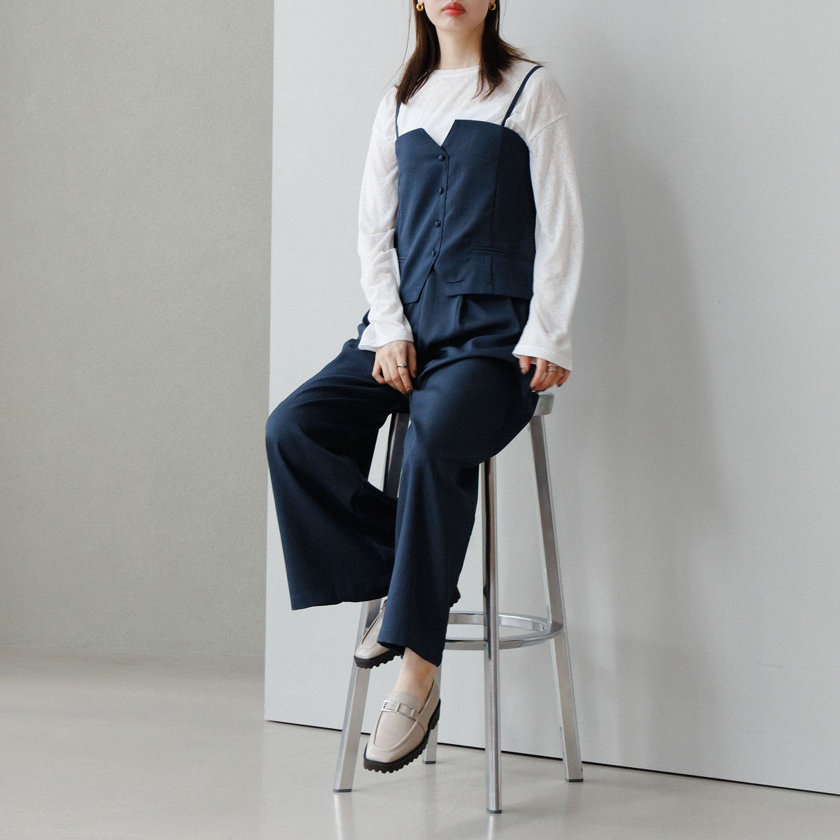 【25AW】トラックソールスクエアバックルローファー/651321