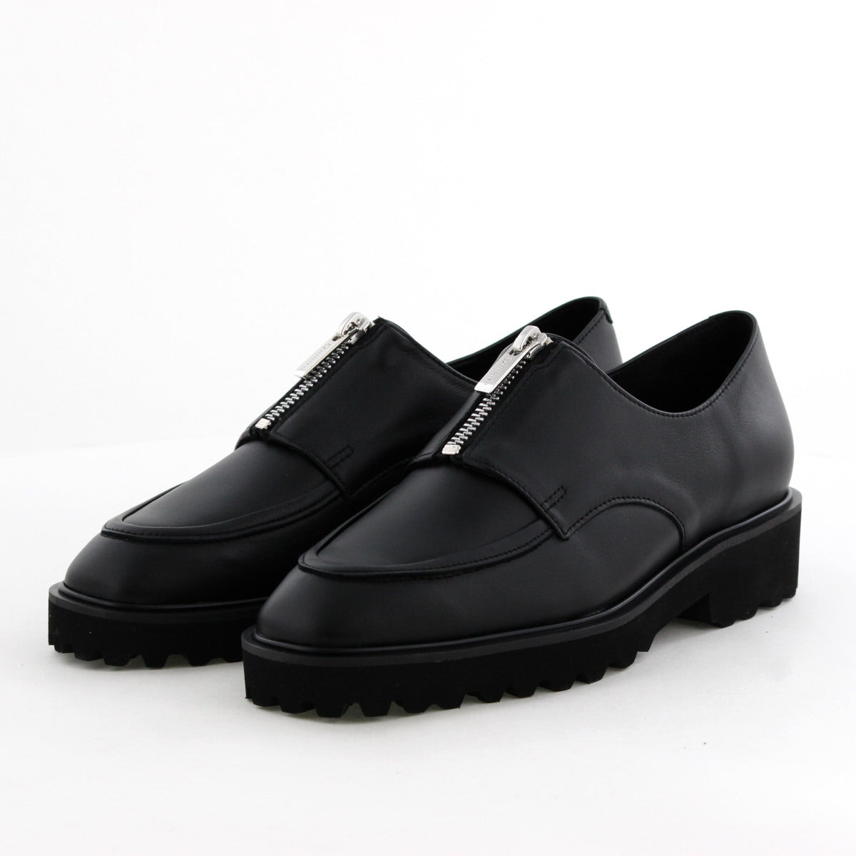 【25AW】トラックソールセンタージップローファー/651325
