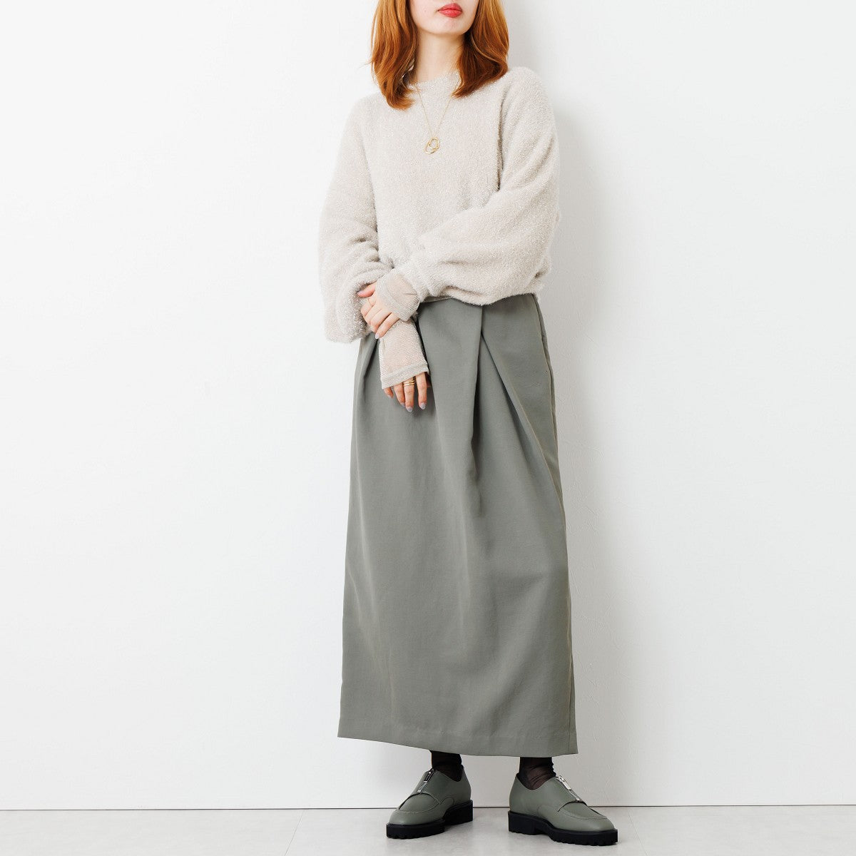 【25AW】トラックソールセンタージップローファー/651325
