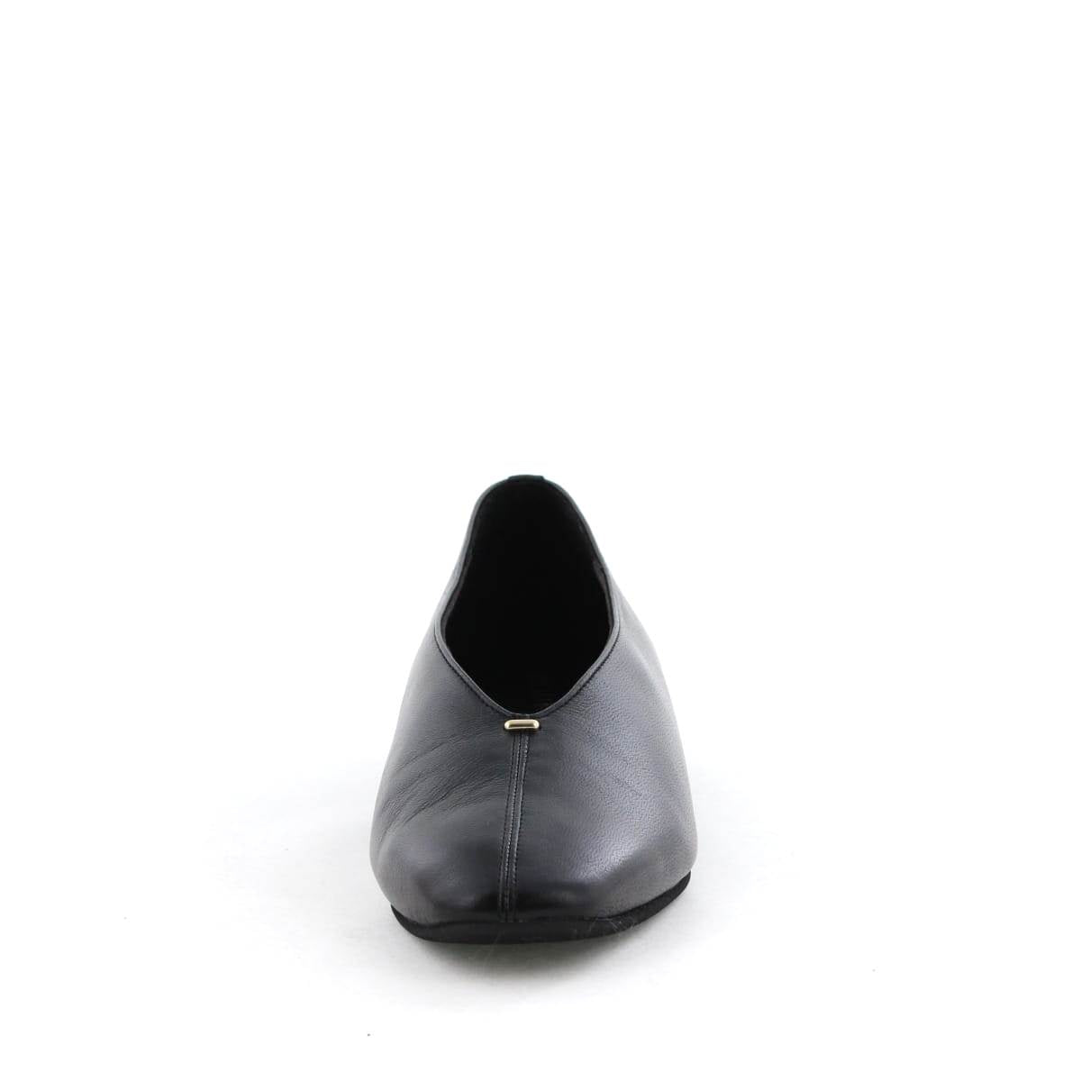 《一部予約/11月上旬入荷予定》【25AW】メタルポイントフラットパンプス/651326